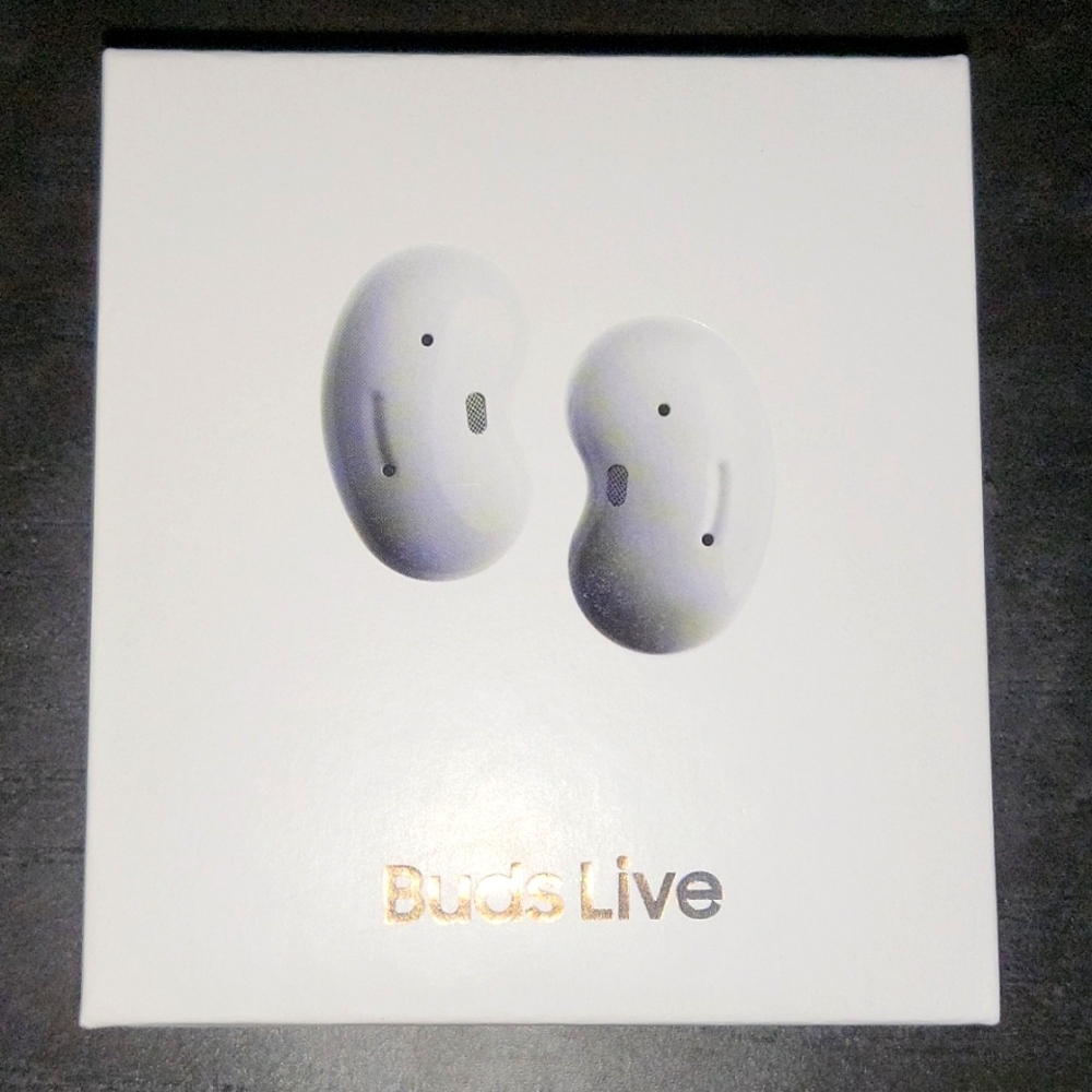 Buds live new in box